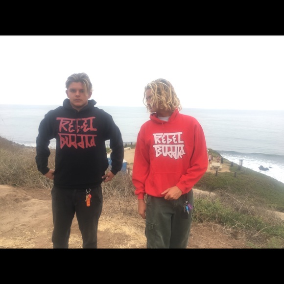Rebel Buddha red hoodie - Picture 5 of 8